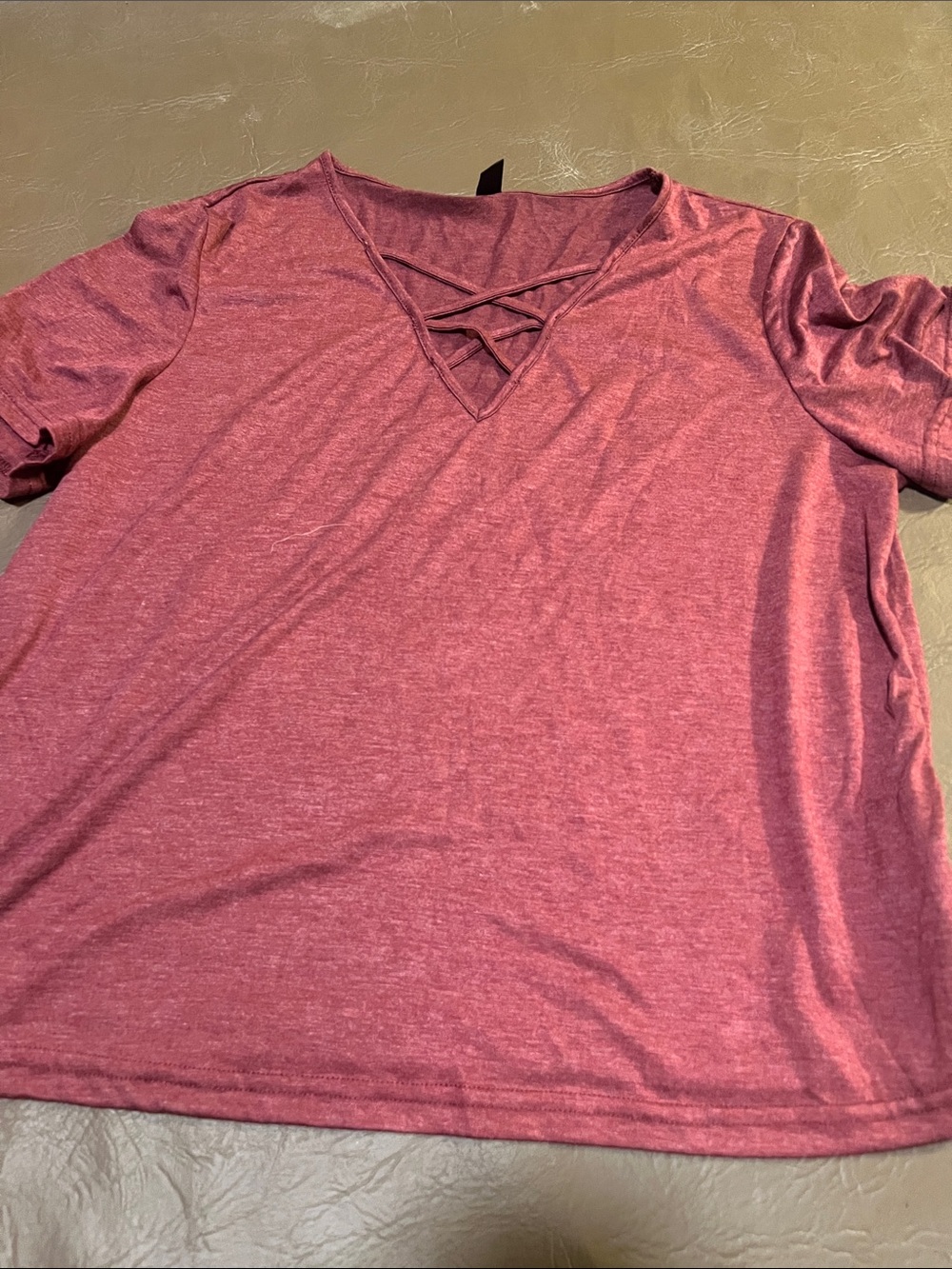 SHEIN Rose Crisscross V-Neck Short Sleeve Tee